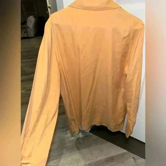 100% Silk Women’s Button Down Shirt - Picture 5 of 5